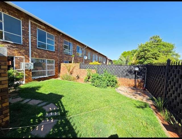 3 BEDROOM TOWNHOUSE FOR SALE IN WONDERBOOM